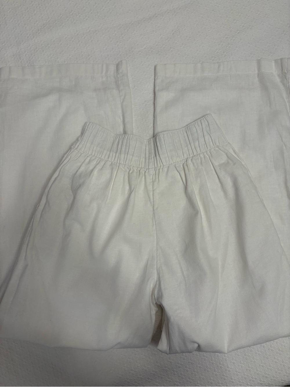 Abercrombie & Fitch White Ultra Wide-Leg Pull-On Linen Blend Pants - Picture 5 of 5